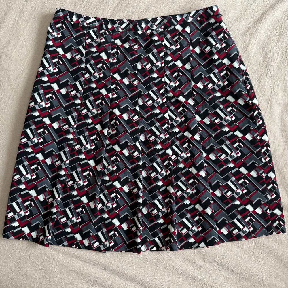 Ann Taylor Petite Geometric Print Pleated Lined Skirt Size 6P‎